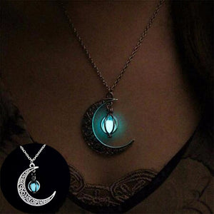 Amazing Moon Glowing Necklace - SpookyHollow