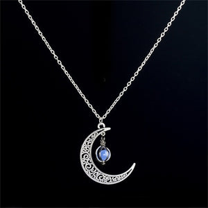 Amazing Moon Glowing Necklace - SpookyHollow