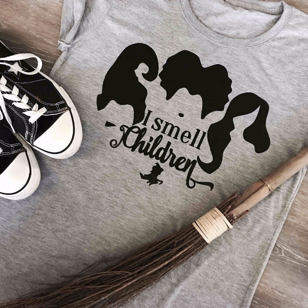 I Smell Children Halloween Women Graphic T-shirt - SpookyHollow